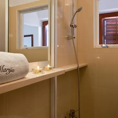 Stone With Private Pool & Rocky & Fantastic Sea View , Bay 4* زاتون