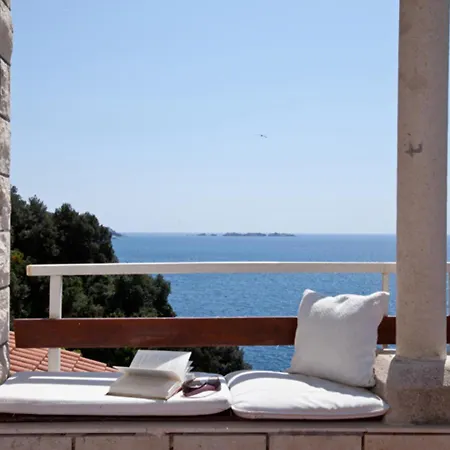 Stone With Private Pool & Rocky & Fantastic Sea View , Bay 4* زاتون